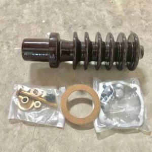 Pasang Bushing Ceramic Trafo